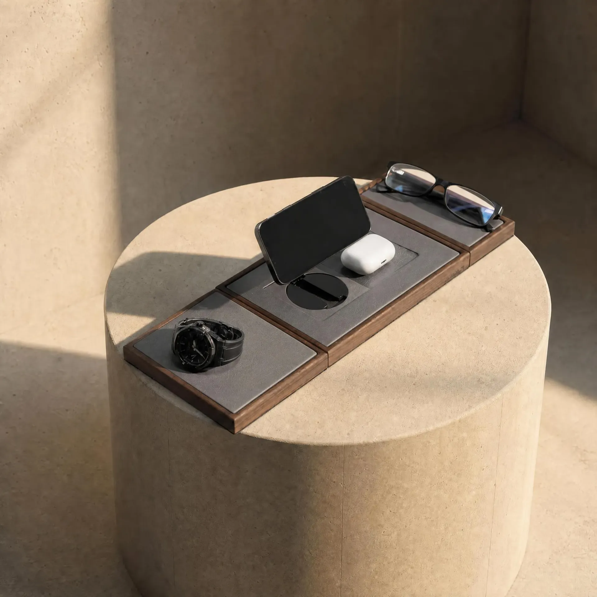 Charging station set